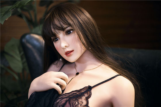 163cm Sexy Aziatische Pop Lang Zwart Haar Natuur Huid Met Zwarte kant Kleedjes Gemiddelde Borsten